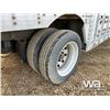 Image 16 : 1994 WILSON TRIDEM CATTLE LINER TRAILER