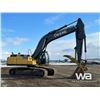 Image 2 : 2012 JOHN DEERE 350G LC HYDRAULIC EXCAVATOR