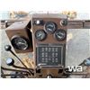 Image 8 : 1995 CHAMPION 740A SERIES II MOTOR GRADER
