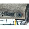 Image 13 : 2004 BOBCAT S300 SKID STEER LOADER