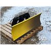 Image 2 : 54 IN. JOHN DEERE QUICK ATTACH UTILITY BLADE