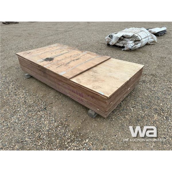 (18) 3/4 IN. X 4X8 FT. PLYWOOD