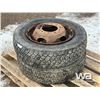 Image 1 : (2) 225/70 R19.5 TIRES & RIMS