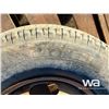 Image 3 : MICHELIN 235/80R17 TIRE & RIM
