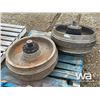Image 1 : (2) D8T,8N OR 8R TRACK IDLERS