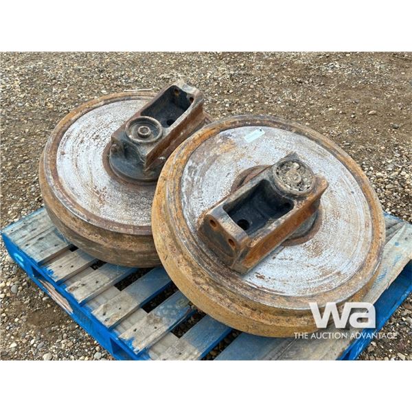 (2) TIGERCAT 870C TRACK IDLERS