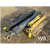Image 2 : (4) HYDRAULIC CYLINDERS