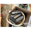 Image 11 : ANTIFREEZE, CAT PARTS, ICE LUGS