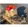 Image 1 : HARD HATS, WEATHERFRONT, CABLE, STRAPS