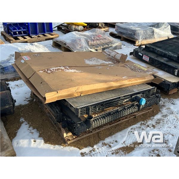 (2) TRUCK RADS, PACCAR SHROUD FAN