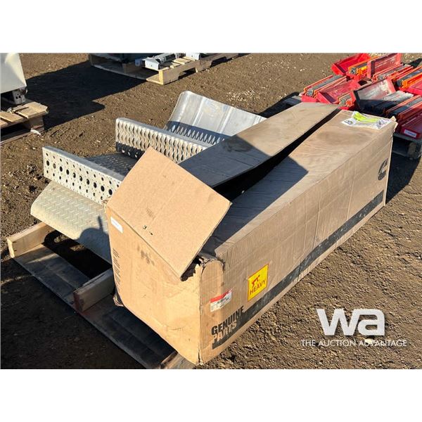 TRUCK SIDE STEP, TRUCK FENDER, CUMMINS OIL PAN