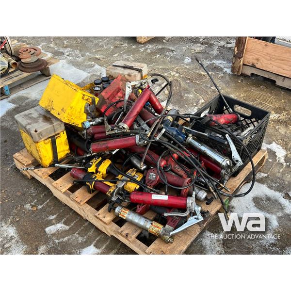 CORDLESS & MANUAL GREASE GUNS & GREASE