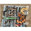 Image 5 : RECIEVER HITCHES, TIRE BLOCKS