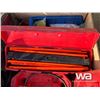 Image 5 : CORDLESS GREASE GUN, AIR LINE, SLINGS, TESTER