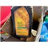 Image 7 : WASHER FLUID, ENGINE OIL, BUG SPRAY, 2-STROKE OIL