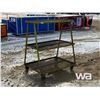 Image 3 : STEEL RACK ON CASTERS