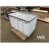 Image 1 : WOOD WORK BENCH WITH STEEL TOP