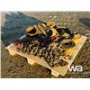 Image 1 : CHAIN BOOMERS, RATCHET STRAPS, CAHINS