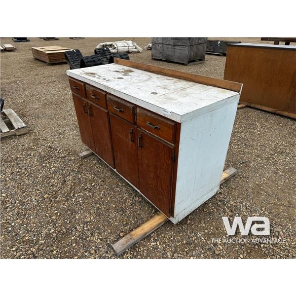 USED CUPBOARD & COUNTER TOP