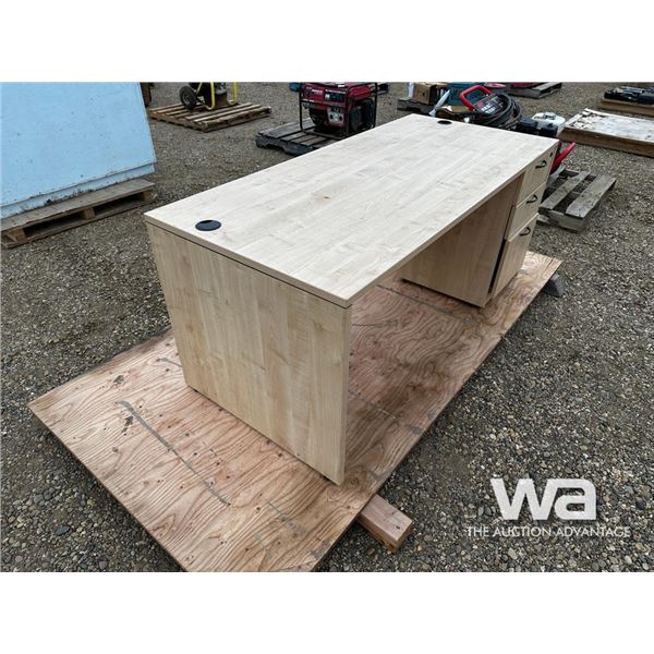OFFICE DESK WITH 3 DRAWERS