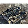 Image 4 : PIPE STANDS