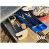 Image 5 : TONNEAU COVER, METAL SAWHORSES