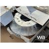 Image 5 : UNUSED WHEEL HUBS