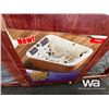Image 1 : 2 PERSON INSULATED HOT TUB