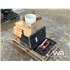 Image 1 : CORDLESS GREASE GUN, (4) 150W LED LIGHTS