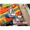Image 11 : REFLECTIVE VESTS, FACEMASKS, FILTERS, MASKS