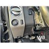 Image 16 : 2011 FORD F350 LARIAT CREW CAB PICKUP
