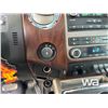 Image 18 : 2011 FORD F350 LARIAT CREW CAB PICKUP