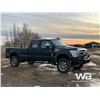 Image 2 : 2011 FORD F350 LARIAT CREW CAB PICKUP