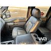 Image 8 : 2011 FORD F350 LARIAT CREW CAB PICKUP