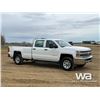 Image 2 : 2016 CHEVROLET 3500HD CREW CAB LONG BOX  PICKUP