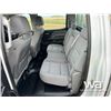 Image 18 : 2015 CHEVROLET 2500HD SILVERADO CREW CAB PICKUP