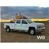 Image 2 : 2015 CHEVROLET SILVERADO 4X4 CREW CAB PICKUP