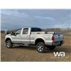 Image 4 : 2011 FORD F250 LARIAT SUPER DUTY CREW CAB PICKUP