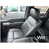 Image 8 : 2011 FORD F250 LARIAT SUPER DUTY CREW CAB PICKUP