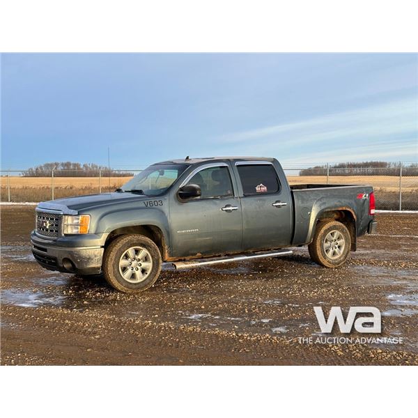 2011 GMC SIERRA 1500 SLE CREW CAB PICKUP