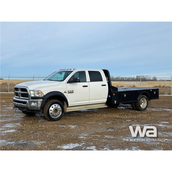 2015 DODGE RAM 5500HD CREW CAB FLATBED TRUCK