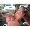 Image 9 : 2008 FORD F450 KING RANCH CREW CAB FLATBED TRUCK