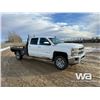Image 2 : 2015 CHEVROLET 2500HD CREW CAB FLATBED TRUCK