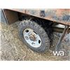 Image 24 : 2014 GMC 3500 CREW CAB FLATBED TRUCK