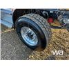 Image 26 : 2008 KENWORTH T800 T/A SLEEPER WINCH TRACTOR