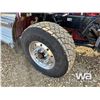 Image 13 : 2020 PETERBILT 367 TRI DRIVE SLEEPER TRUCK TRACTOR