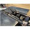 Image 27 : 2020 PETERBILT 367 TRI DRIVE SLEEPER TRUCK TRACTOR