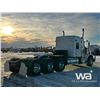 Image 3 : 2013 KENWORTH T800 TRI DRIVE SLEEPER TRUCK TRACTOR