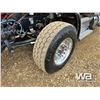 Image 28 : 2012 KENWORTH T800 TRI DRIVE SLEEPER TRUCK TRACTOR