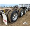 Image 32 : 2012 KENWORTH T800 TRI DRIVE SLEEPER TRUCK TRACTOR
